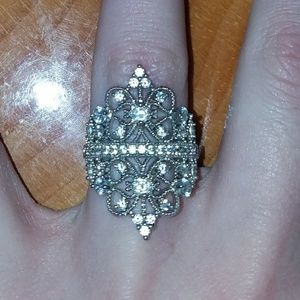 Vintage style ring size 7